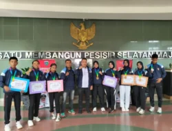Dalam rangka perayaan Hari Olahraga Nasional (HAORNAS) tahun 2025 bersama KONI serahkan Bonus Atlet Berprestasi