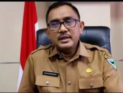 Kadis Pendidikan Pesisir Selatan Bantah Isu Rekomendasi Penyedia Seragam, Tegaskan Tujuan Utama untuk Keseragaman Batik Daerah
