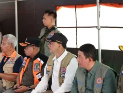 Kepala BNPB Letjen TNI Suharyono kunjungi Pesisir Selatan