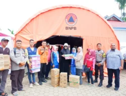 Lisda Hendrajoni Anggota DPR RI Fraksi Nasdem tinjau warga Terdapak di Bayang Utara