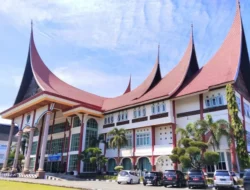 Sekda Zainal Arifin temuan BPK di DPRD Kabupaten Pesisir Selatan masih berproses