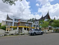 Ketua DPRD Bungkam saat di Konfirmasi terkait Temuan BPK RI di DPRD Pesisir Selatan