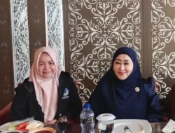 Lisda Hendrajoni, anggota DPR RI dari Partai NasDem, menegaskan komitmennya untuk tetap bersama Partai NasDem