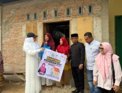 Lisda Hendrajoni Serahkan Bantuan RST dan Kursi Roda untuk Warga Tak Mampu di Pesisir Selatan