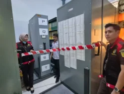 Hot Breaking News : Tim Penyidik Kejari Pessel Geledah Kantor Inspektorat Kabupaten Pesisir Selatan