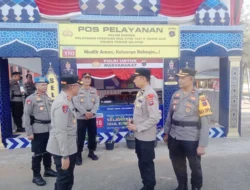 Kapolres Pesisir Selatan Kunjungi Pos Pelayanan, di Carocok Painan.